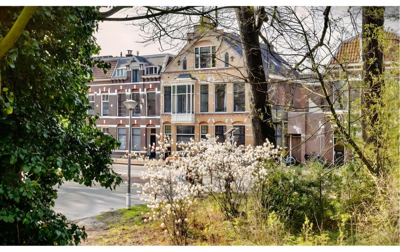 Lovely, 1898 Jugendstil Design Apartment, Old Haarlem City Centre, Fully Renovated With Parkview Near Amsterdam And Zandvoort, Bloemendaal Beach ภายนอก รูปภาพ